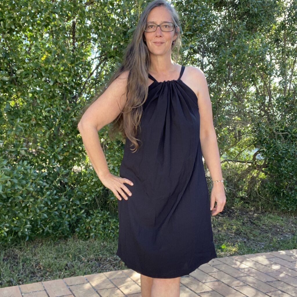 Variables Kleid mit Trägern aus Viskose in schwarz, Onesize mit verstellbaren Trägern