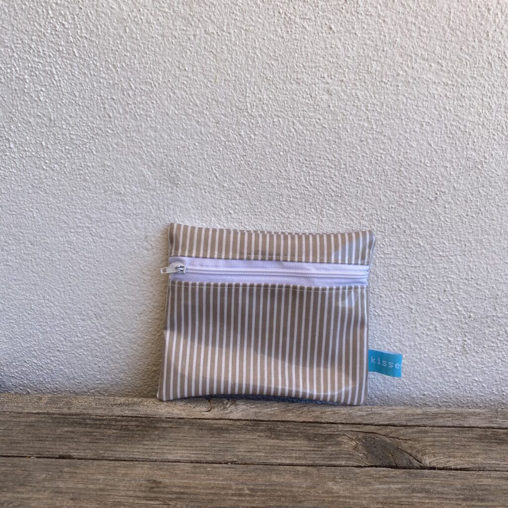 Mini-Wetbag klassisch gestreift. beige-weiß, Streifen