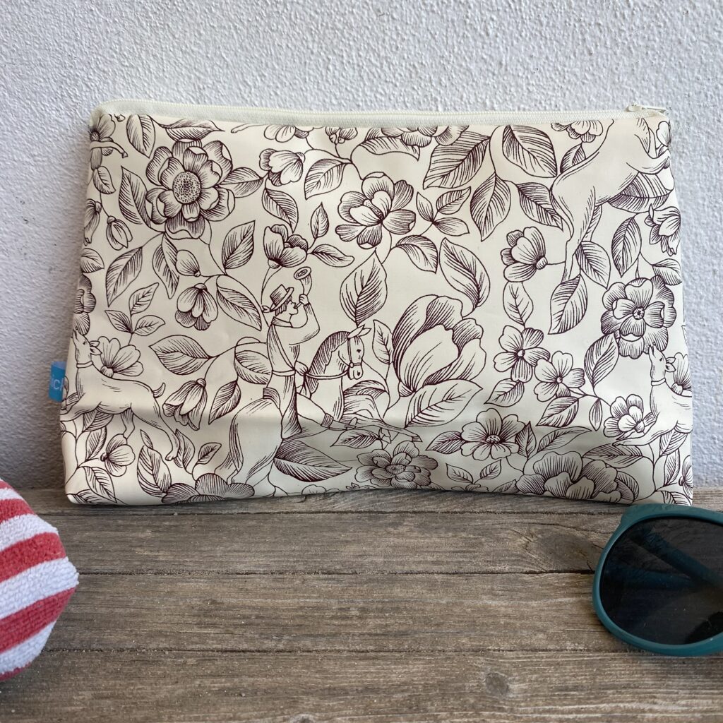 Wetbag/ Kosmetiktasche/ Kulturbeutel Beige, Boho, florales Muster, Tiere